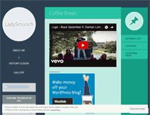 Tablet Screenshot of ladysmunch.wordpress.com