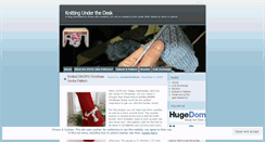 Desktop Screenshot of knittingunderthedesk.wordpress.com